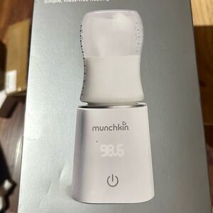 Munchkin 98* bottle warmer